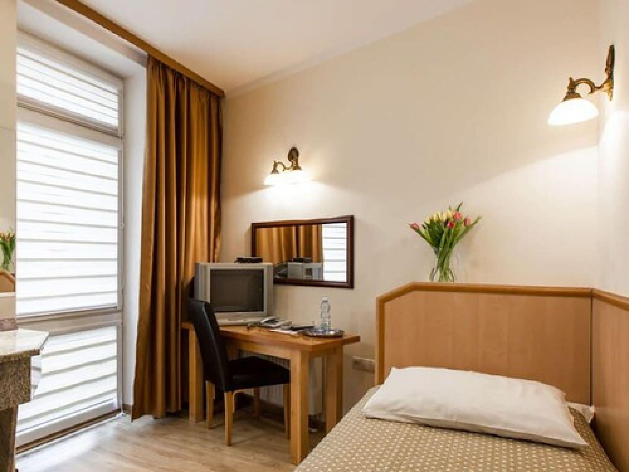 Antica 3* Krakow